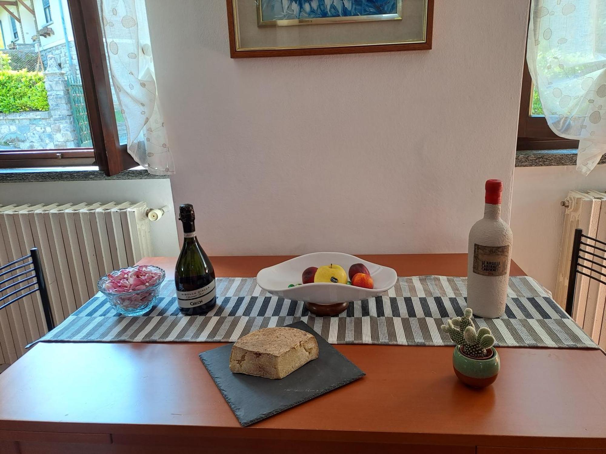 Appartamento Mansardhouse Zona Bellagio Magreglio Esterno foto